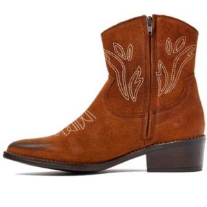 Musse & cloud suede burnished western boho ankle booties NEW